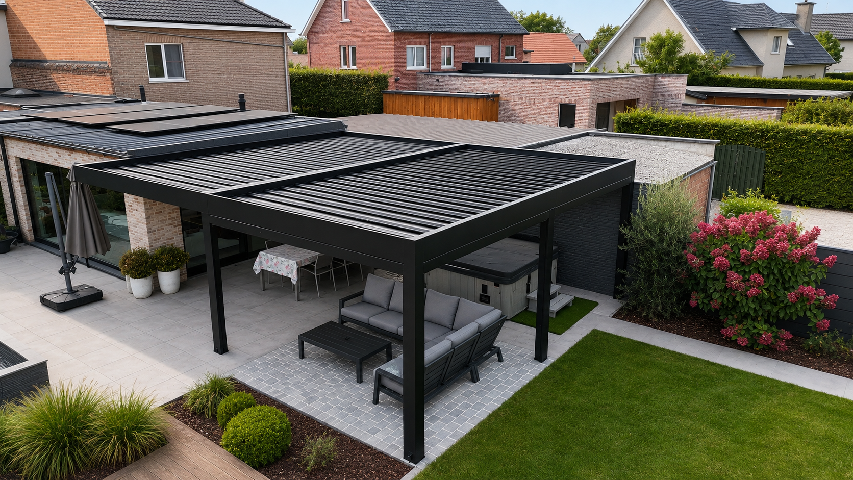 Terrasoverkapping met verstelbare lamellen